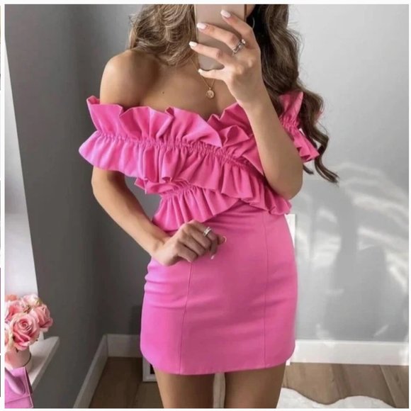 Zara Dress withvoluminous ruching Size L NEW WITH TAG!